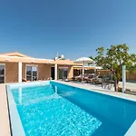 Casa Olive Gennadi